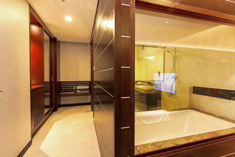 The Mira Hotel