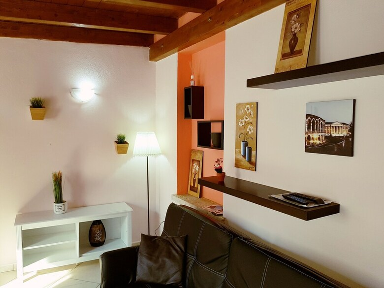 Verona Apartment Holidays