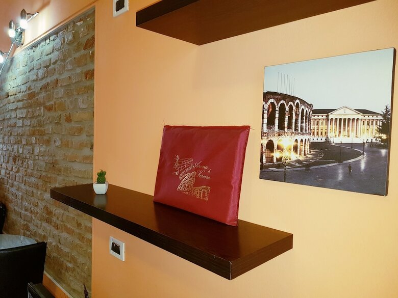 Verona Apartment Holidays
