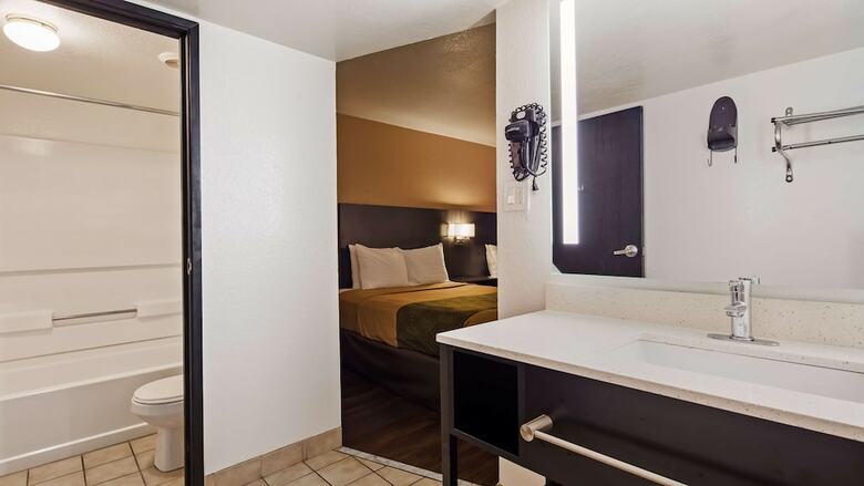 Surestay Hotel By Best Western Phoenix Airport