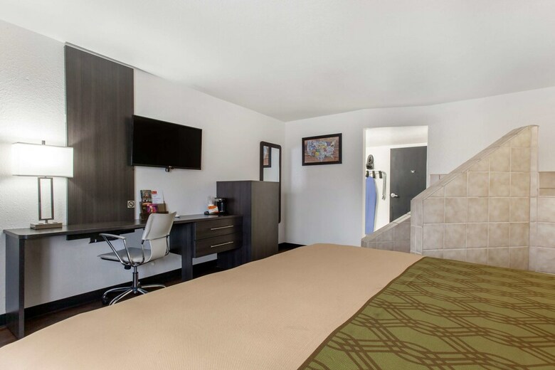 Surestay Hotel By Best Western Phoenix Airport