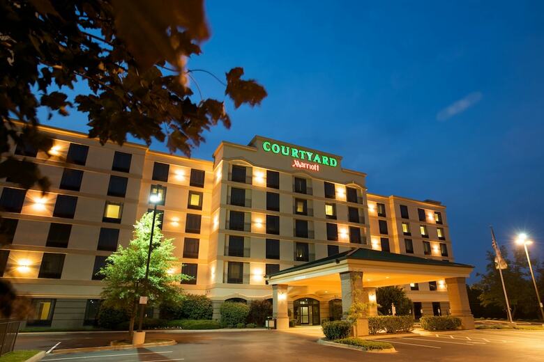 Hotel Courtyard By Marriott Louisville Airport