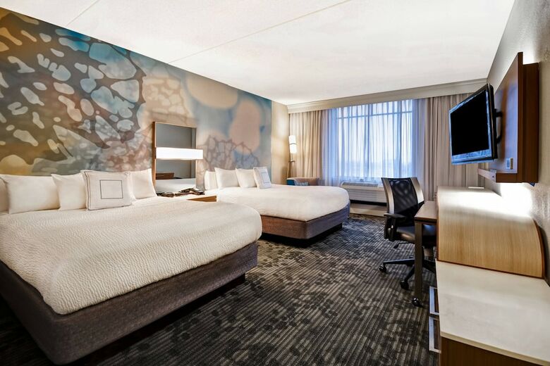 Hotel Courtyard By Marriott Louisville Airport
