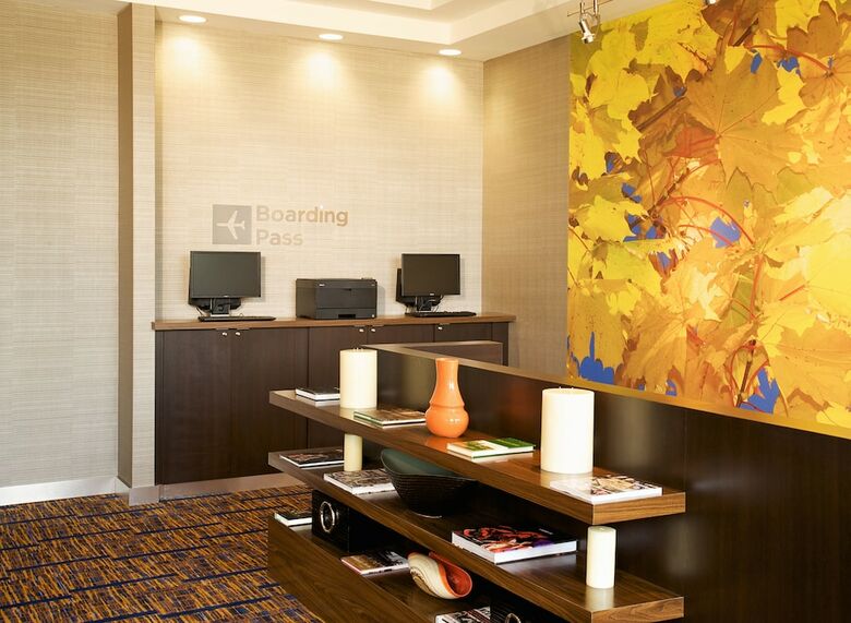Hotel Courtyard By Marriott Louisville Airport