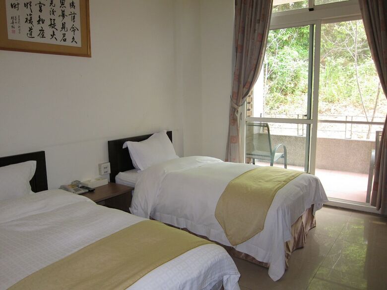 Hotel Zen And Pine Resort