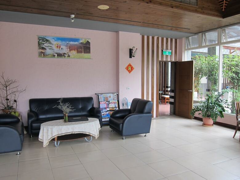 Hotel Zen And Pine Resort