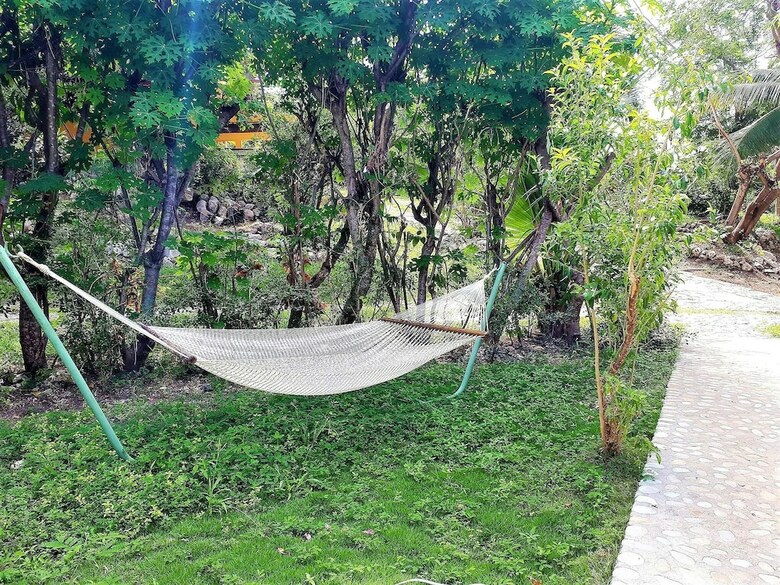 Hotel La Colline Enchant�e