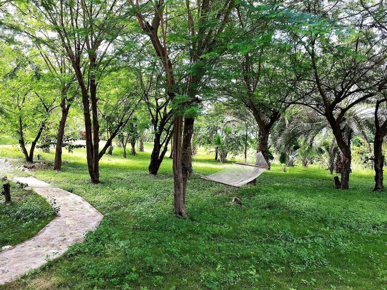 Hotel La Colline Enchant�e