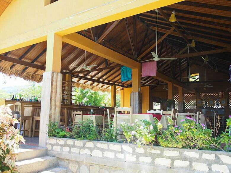 Hotel La Colline Enchant�e