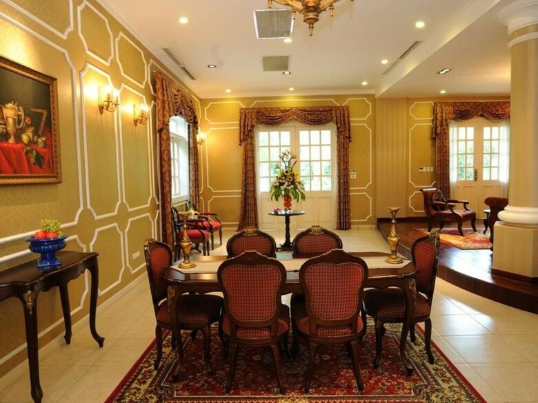 Hotel Toki Saigon Resort & Spa