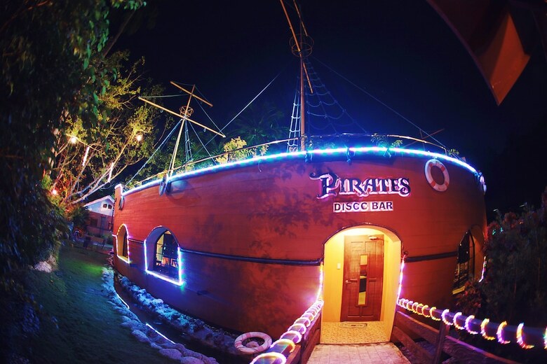 Apartamento Dakak Park & Beach Resort