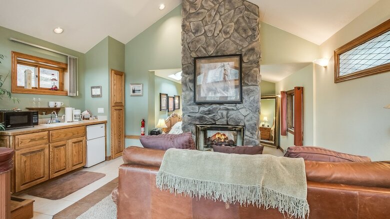 Bed & Breakfast Meadow Creek Mountain Lodge And Event Center