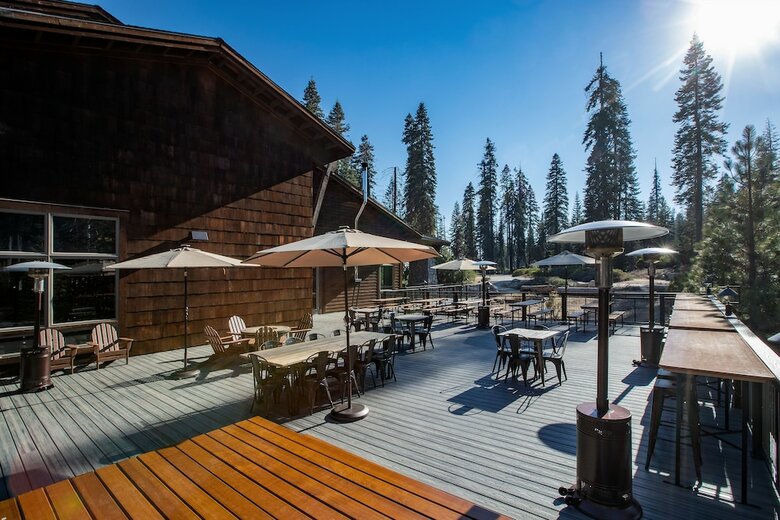 Hotel Wuksachi Lodge