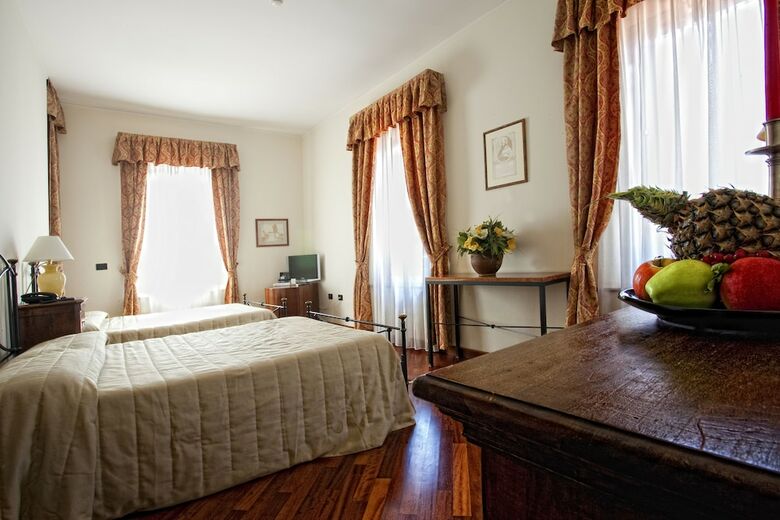 Hotel Monte Del Re
