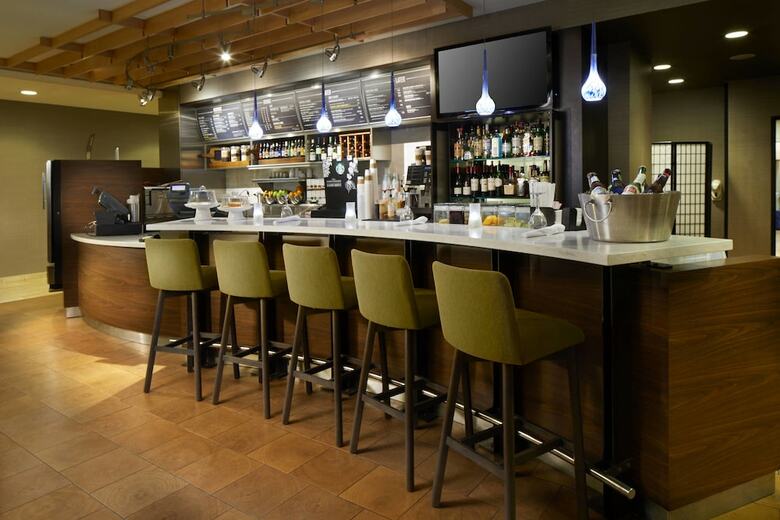 Hotel Courtyard By Marriott Edison Woodbridge