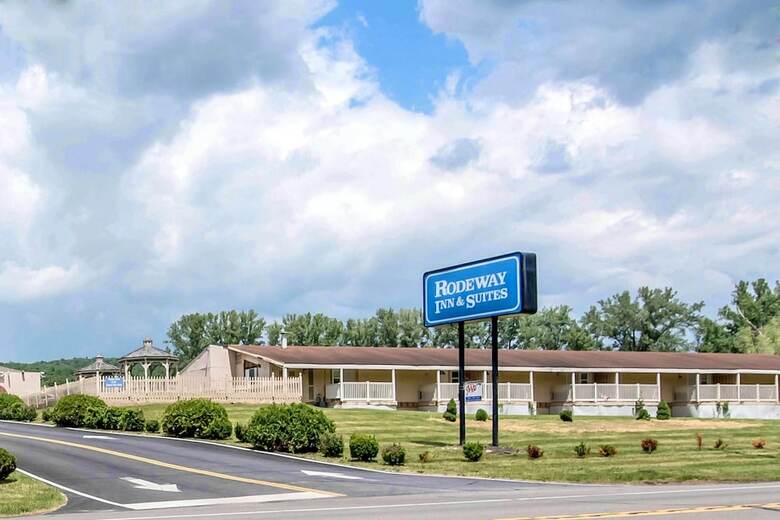 Motel Rodeway Inn And Suites