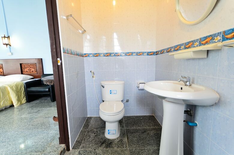 Hotel Sananwan Beach B&B