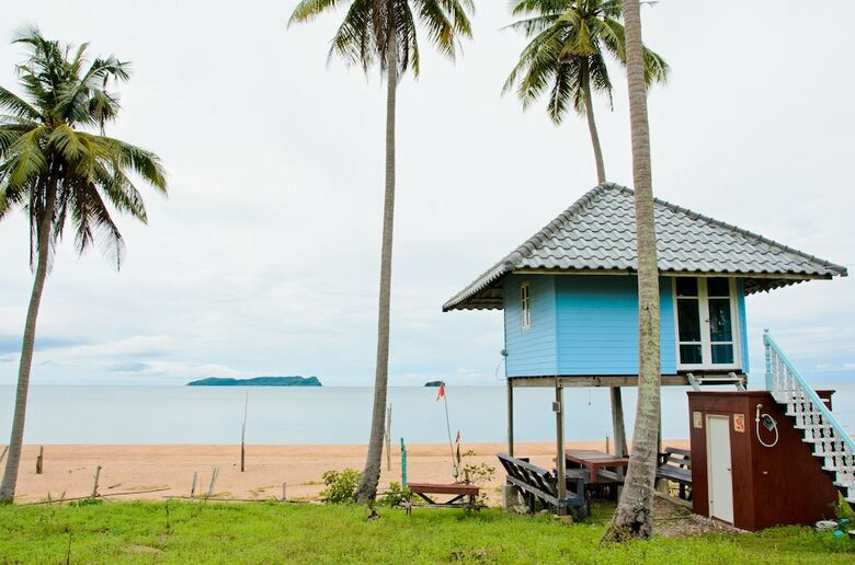 Hotel Sananwan Beach B&B