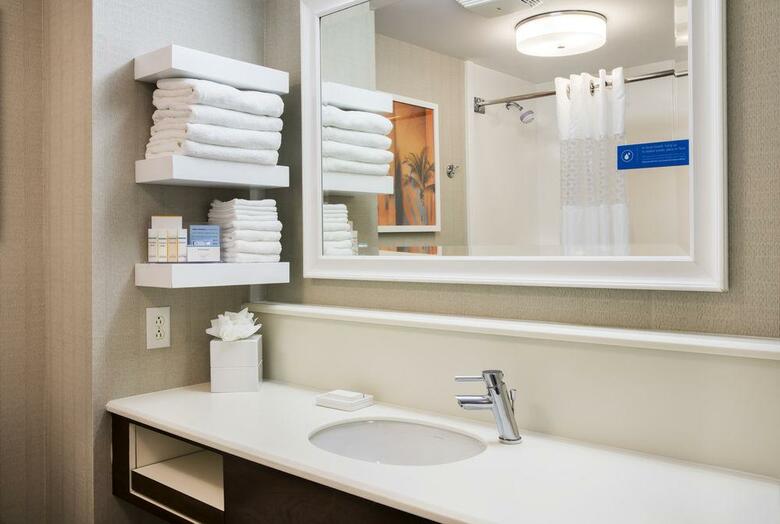 Hotel Hampton Inn By Hilton Hallandale Beach Aventura