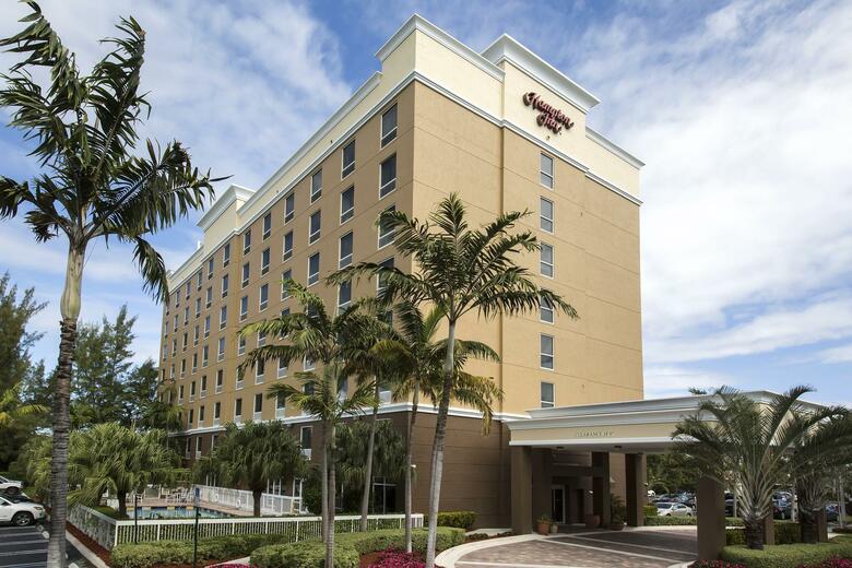 Hotel Hampton Inn By Hilton Hallandale Beach Aventura