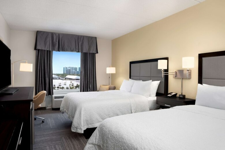Hotel Hampton Inn By Hilton Hallandale Beach Aventura