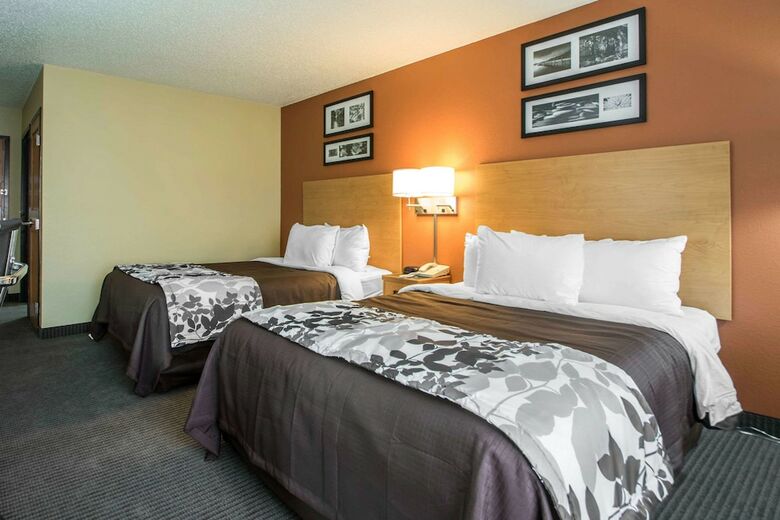 Hotel Sleep Inn & Suites Sheboygan I-43