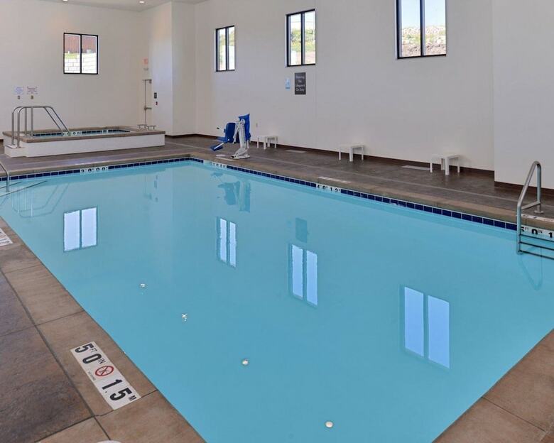 Hotel Comfort Inn & Suites Mandan - Bismarck