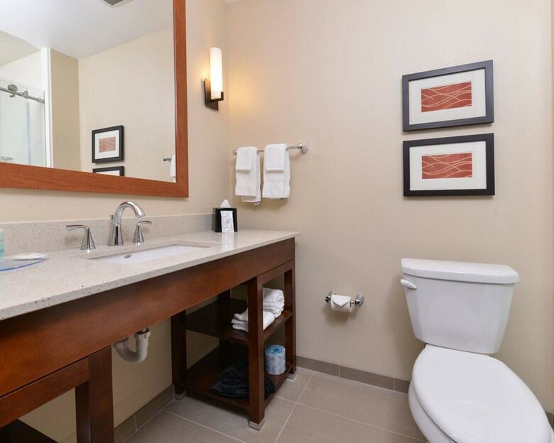 Hotel Comfort Inn & Suites Mandan - Bismarck