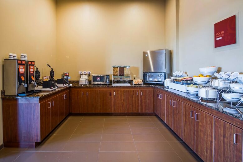 Hotel Comfort Inn & Suites Mandan - Bismarck