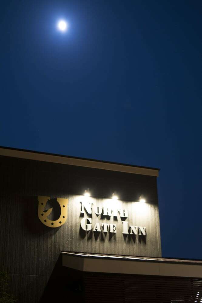 Bed & Breakfast North Gate Inn Abira