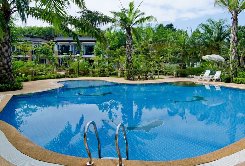 Nattha Waree Hot Spring Resort And Spa