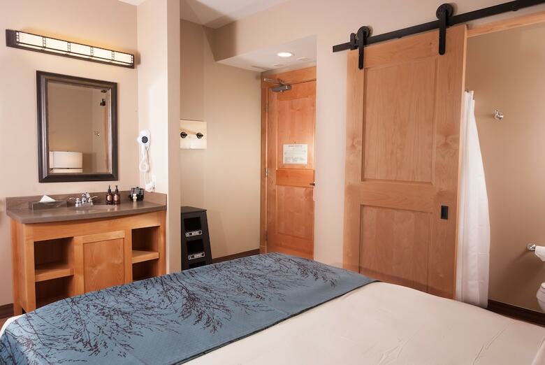 Posada Canyon Lodge & Cabins - Inside The Park
