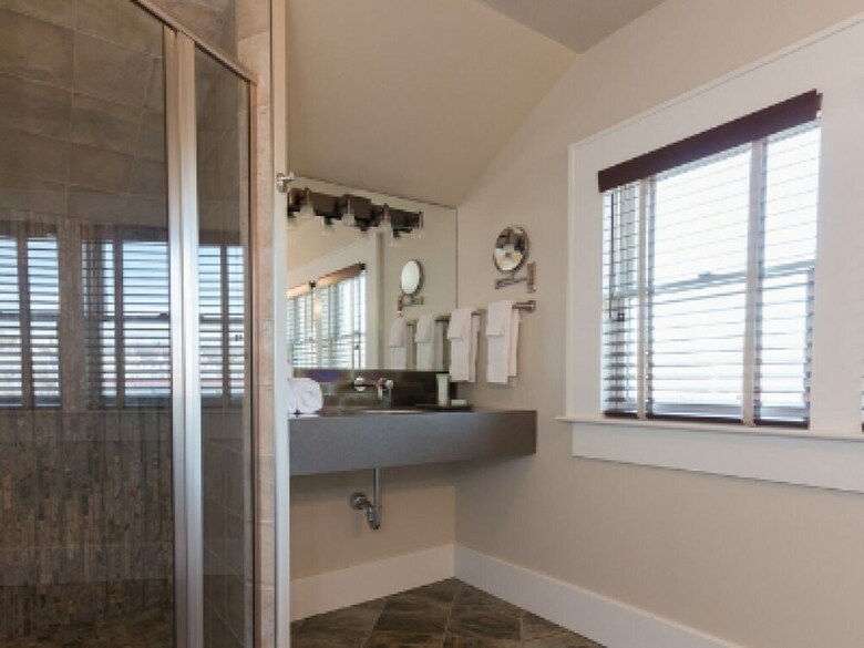 Posada Hotel Broad Ripple Llc
