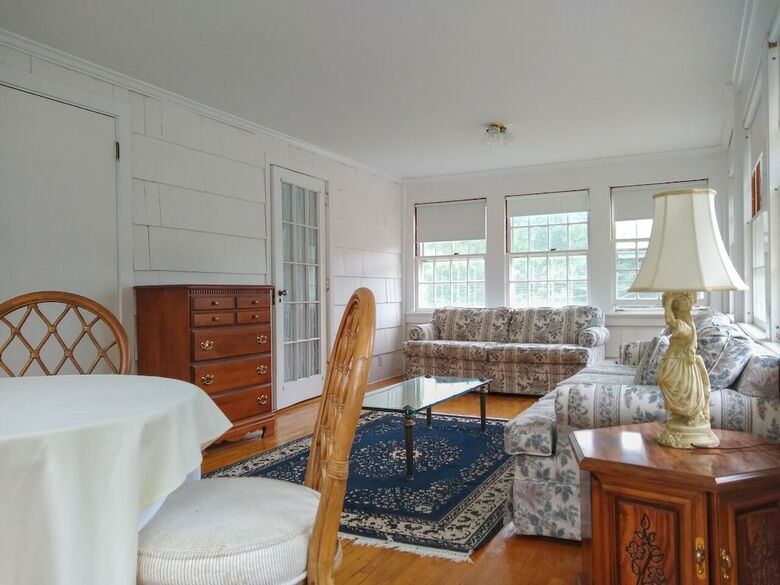 Bed & Breakfast Blackberry River Inn
