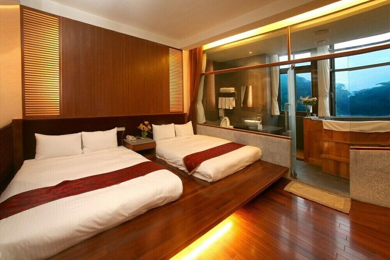 Hotel Tilun Dongpu Spa