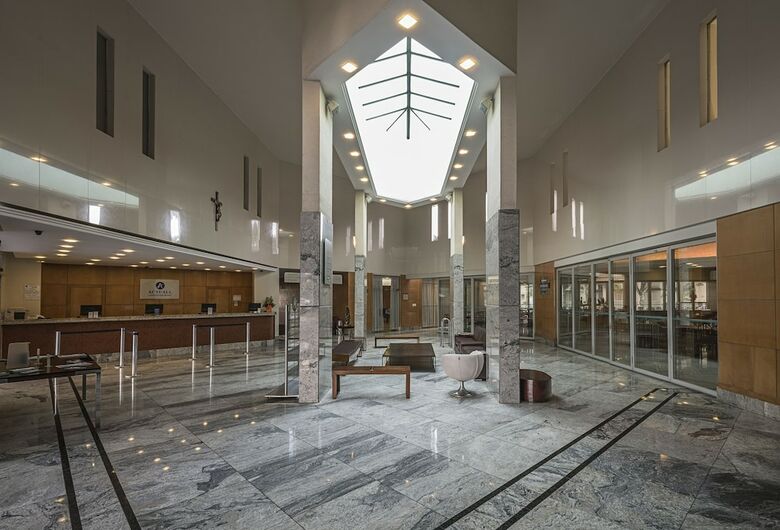 Actuall Convention Hotel