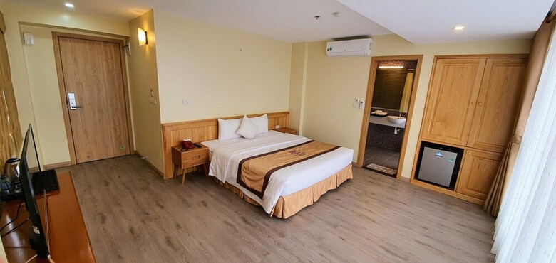 Queen Hotel Ninh Binh