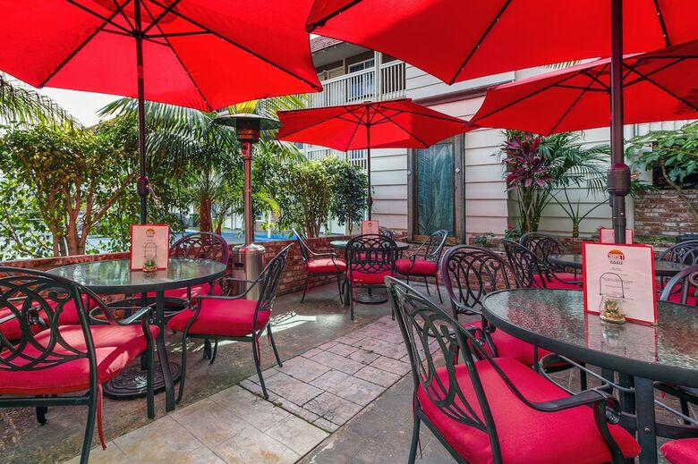 Hotel Ramada By Wyndham Costa Mesa/newport Beach