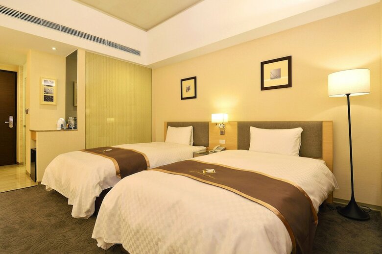Tsun Huang Hotel