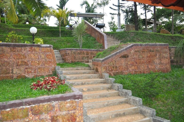 Hotel Cocoon Resort & Villas
