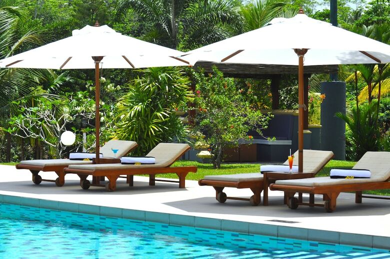 Hotel Cocoon Resort & Villas