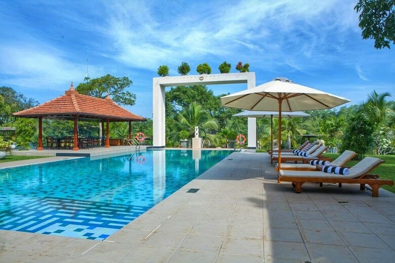 Hotel Cocoon Resort & Villas