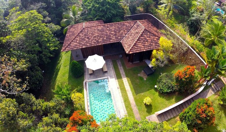Hotel Cocoon Resort & Villas
