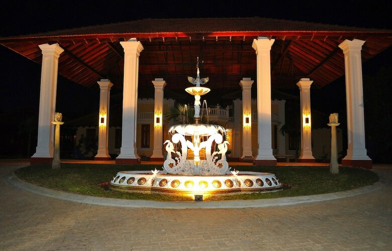 Hotel Cocoon Resort & Villas