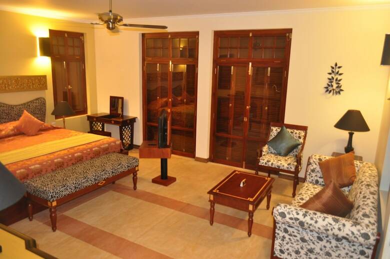 Hotel Cocoon Resort & Villas