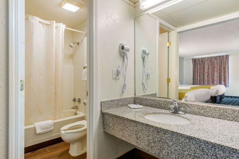 Motel Rodeway Inn