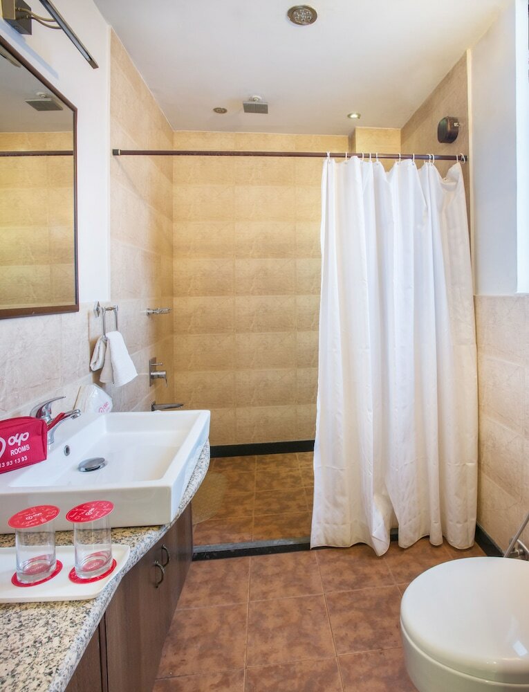 Oyo 353 Hotel Four Boutique