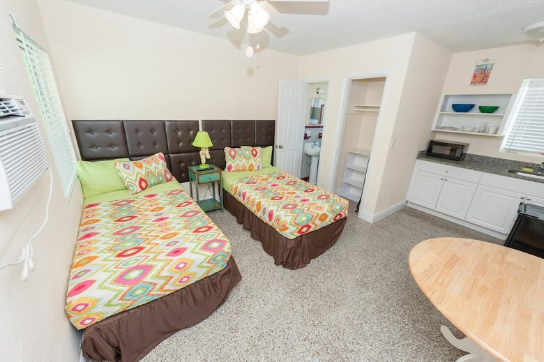 Motel Brightwater Suites On Clearwater Beach
