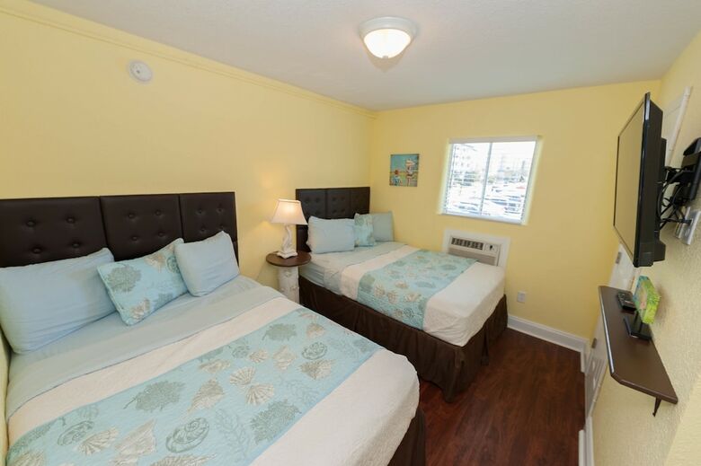 Motel Brightwater Suites On Clearwater Beach