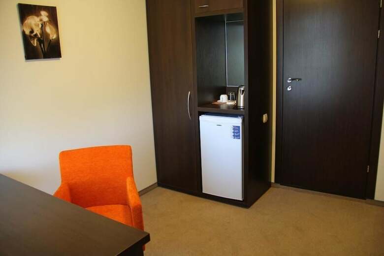 Hotel Mirniy Resort